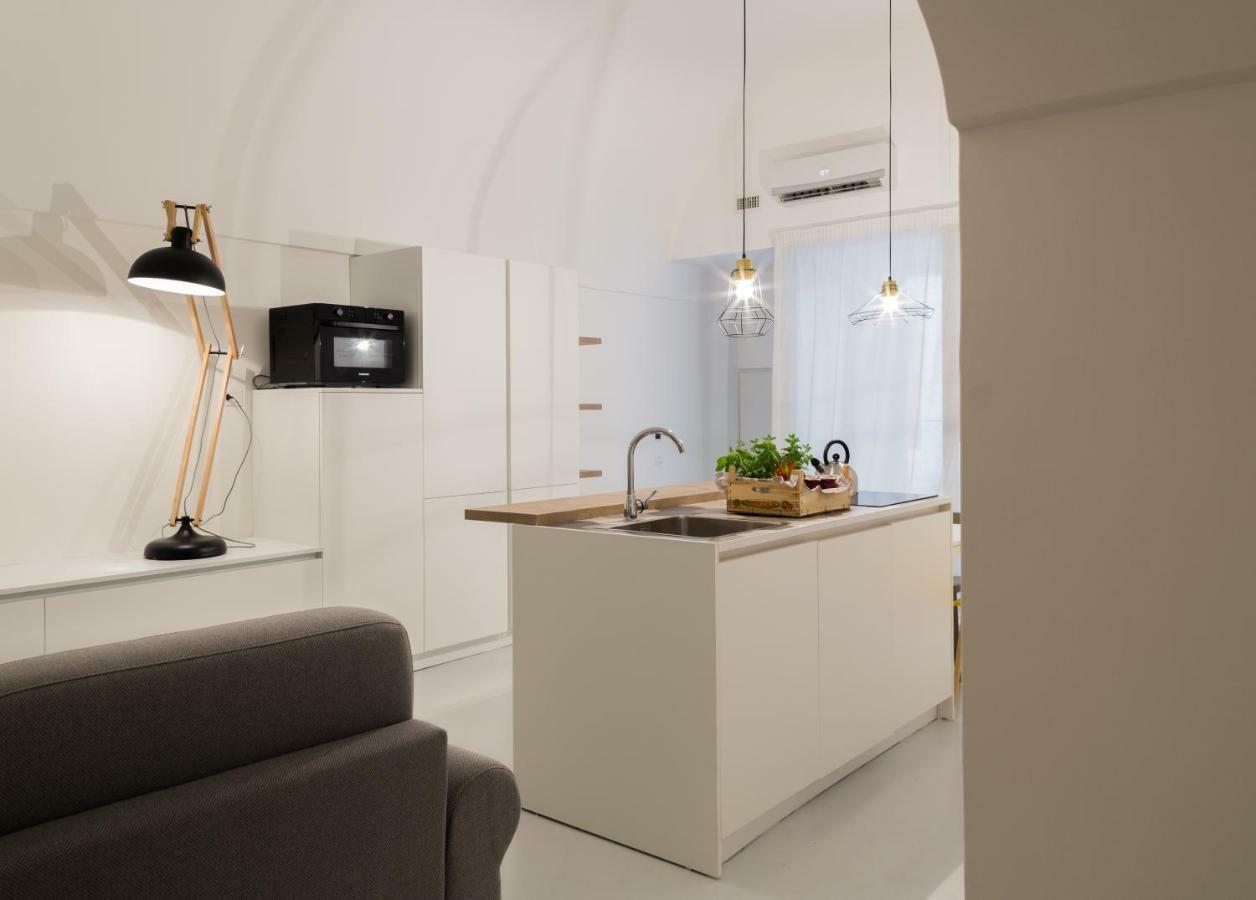 B22 - Comfy Beautiful Loft Apartment Monopoli Exterior foto